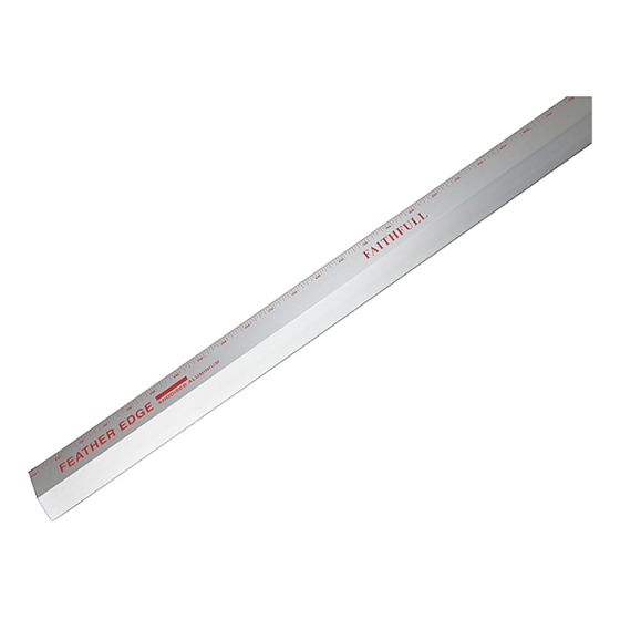 Feather Edge With Scale 1.2m (4ft) by Faithfull