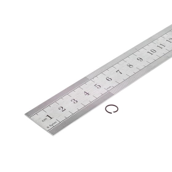 Valve Circlips for Jap 4/3B Industrial Engine - 10374